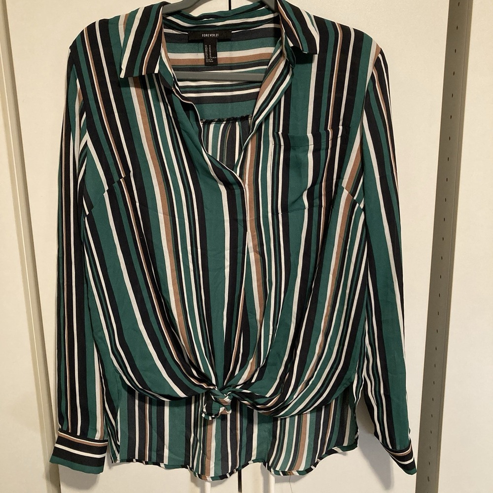 Forever 21 Green Striped Front Tie Button-Up Blouse Women's Medium